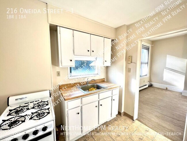 Foto del edificio - 216 Oneida St