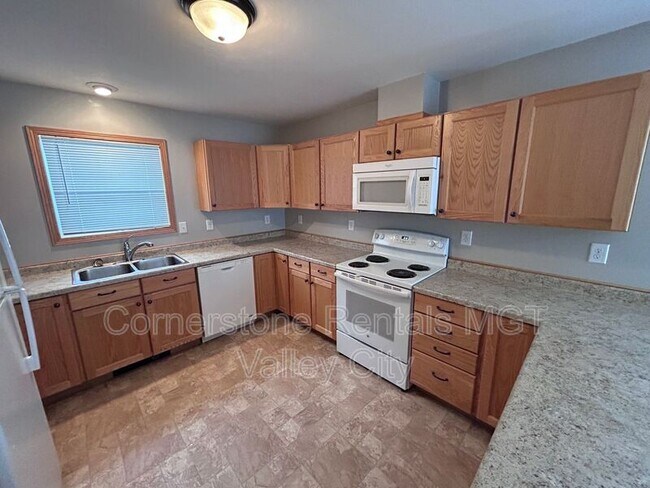 Foto del edificio - 545 4th Ave SW