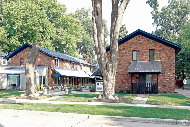 Royal Oak Loft Apartments