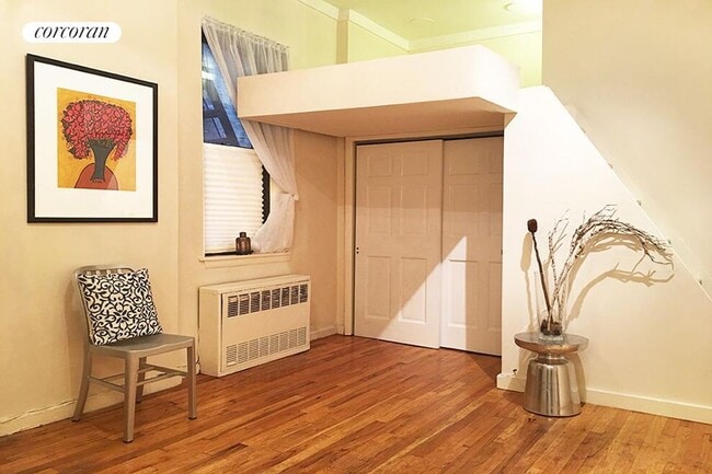 Building Photo - 105 W 77th St