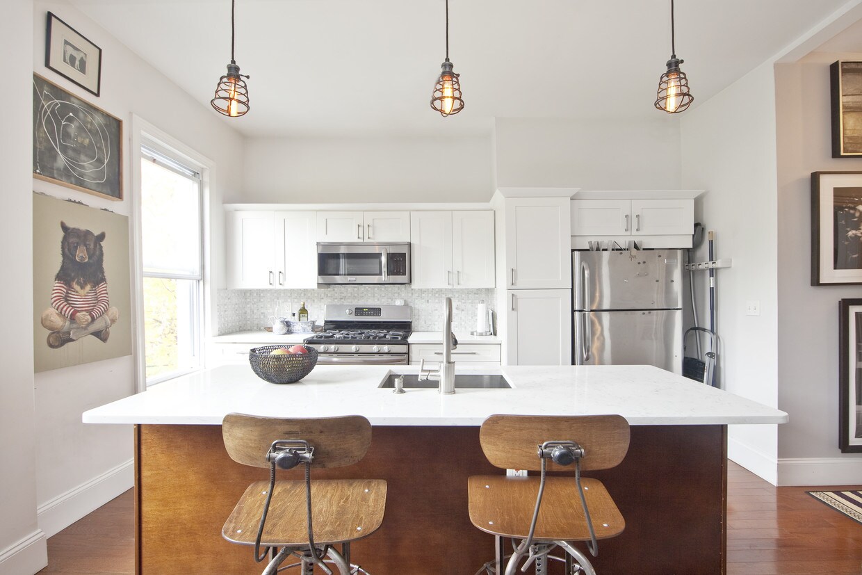Foto principal - 201 Weirfield St