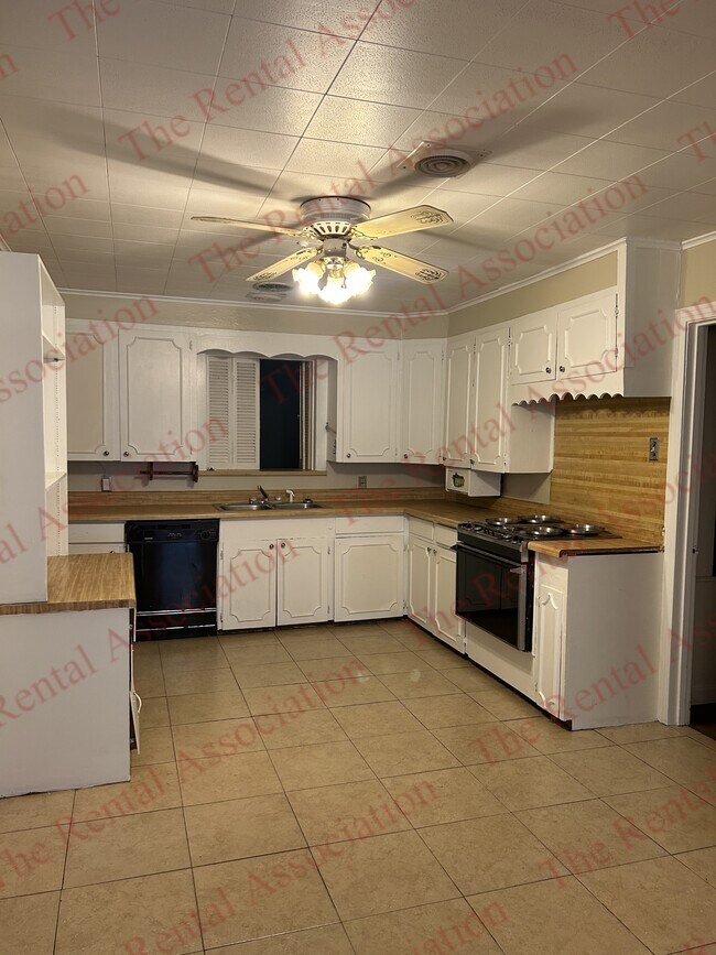 Foto del edificio - 3901 Blanks Street