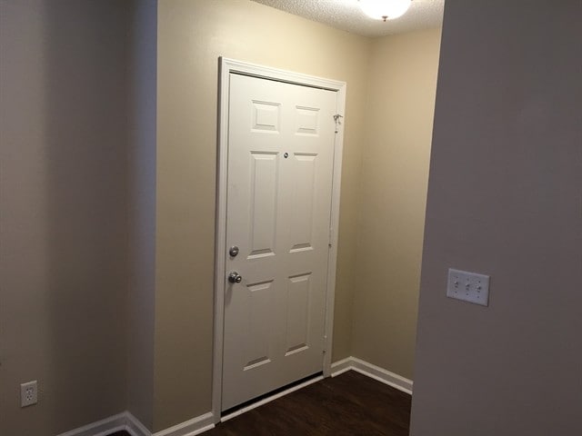 Building Photo - 1 Holly Springs Cir