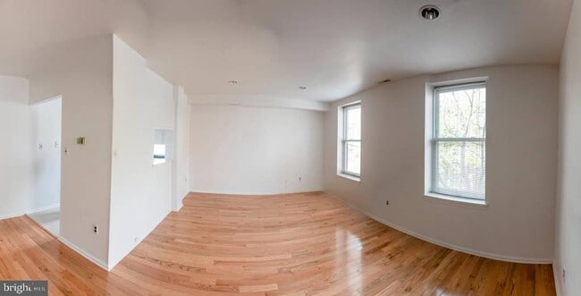 Building Photo - 621 S 3rd St