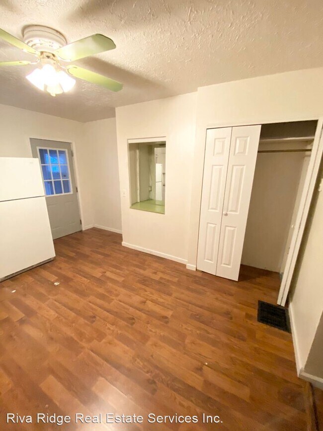 Building Photo - 2 br, 1 bath House - 1138 Race Street