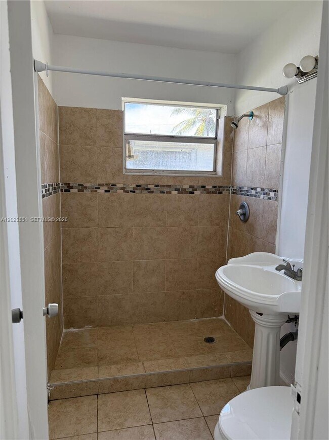 Foto del edificio - 3810 SW 25th St
