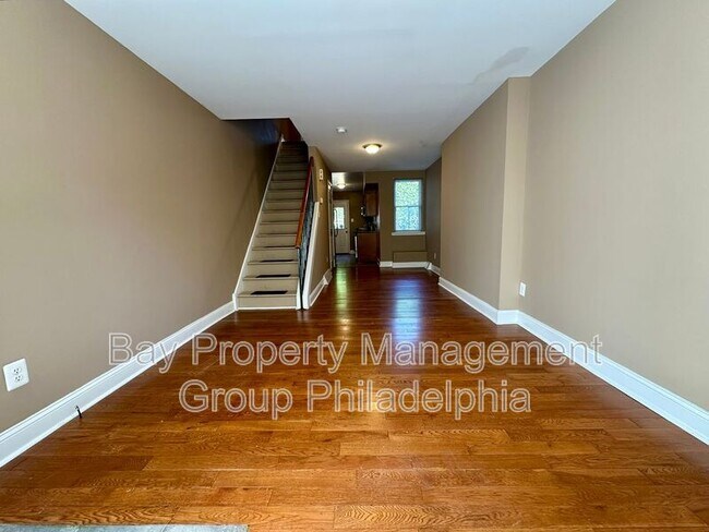 Building Photo - 2241 Tulip St
