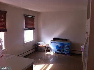 Primary Photo - 130 W Main St