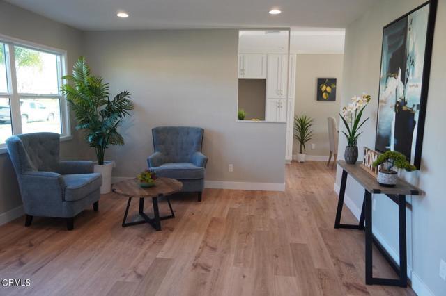 Foto del edificio - 5245 N Fairvalley Ave