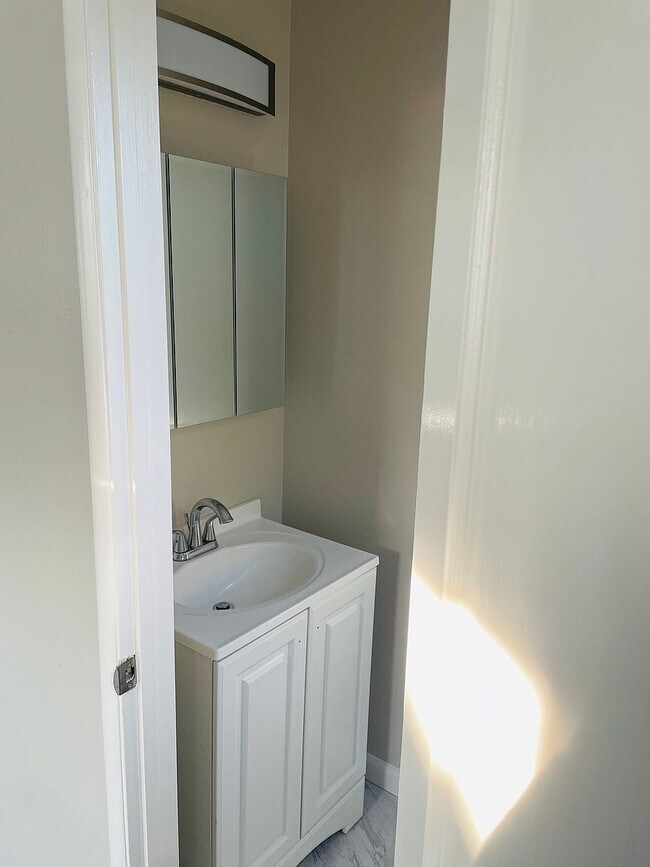 Foto del edificio - 1708 Bockman Rd