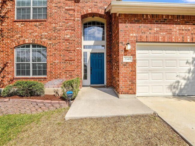 Building Photo - 2349 Brookhollow Terrace