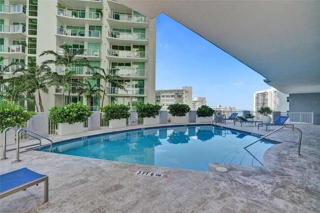 Foto del edificio - 2475 Brickell Ave