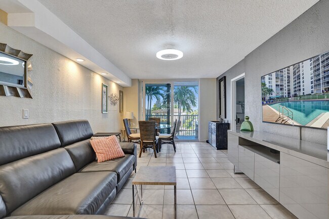 Foto del edificio - 1391 S Ocean Blvd