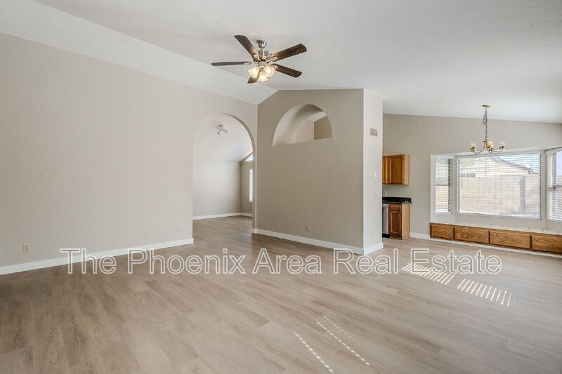 Foto principal - 3946 W Cindy St