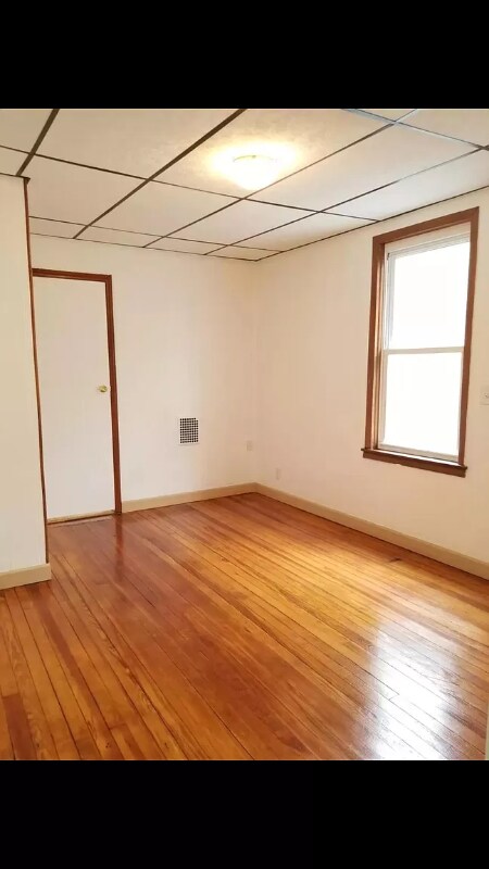 Building Photo - 62-35 60th Rd