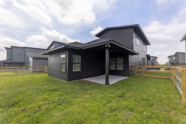 Building Photo - 3008 Alpha Wolf Ct