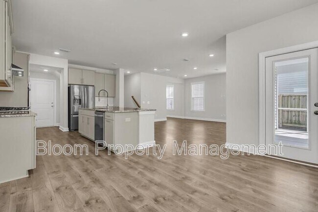 Building Photo - 120 Wappoo Trce Ln