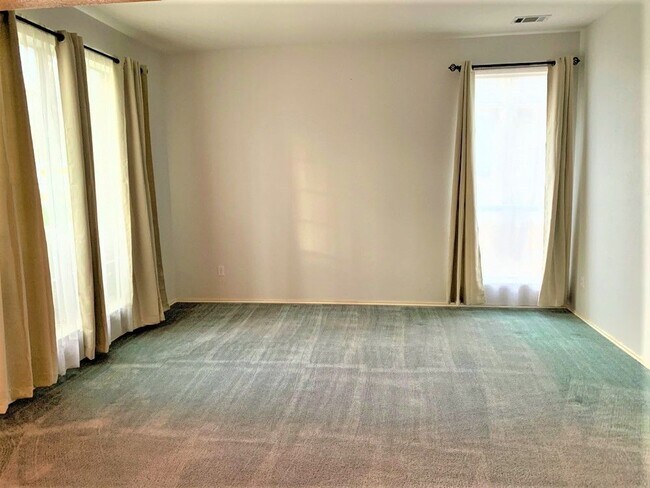 Foto del edificio - 3428 Ashmere Cove