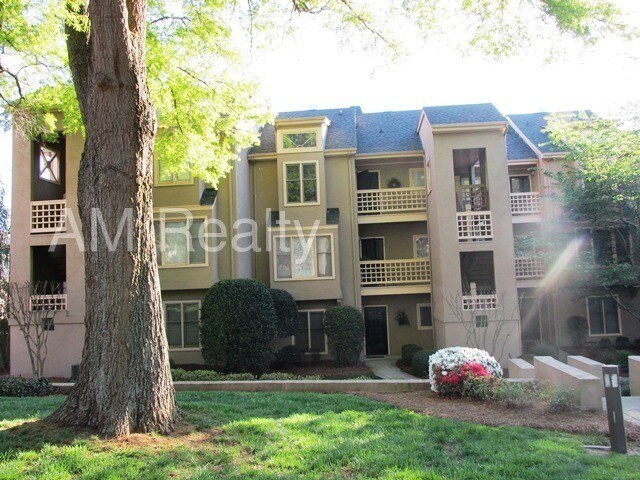 Building Photo - 654 Portside Dr