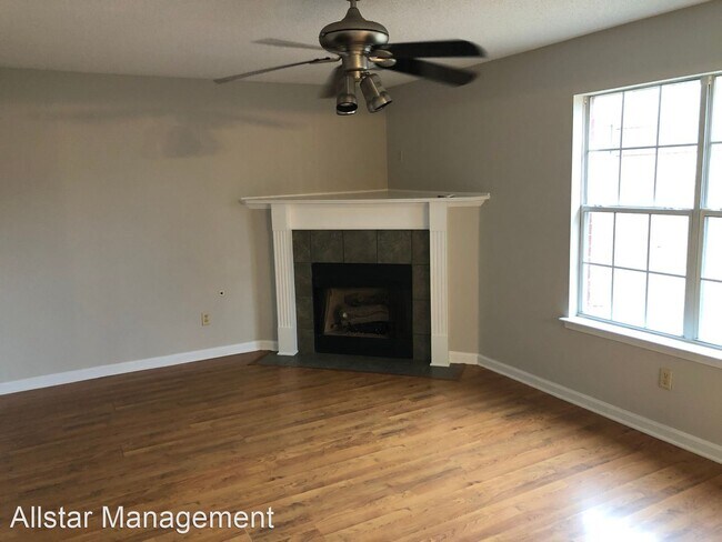 Building Photo - 3 br, 2 bath House - 8170 Clubview Dr