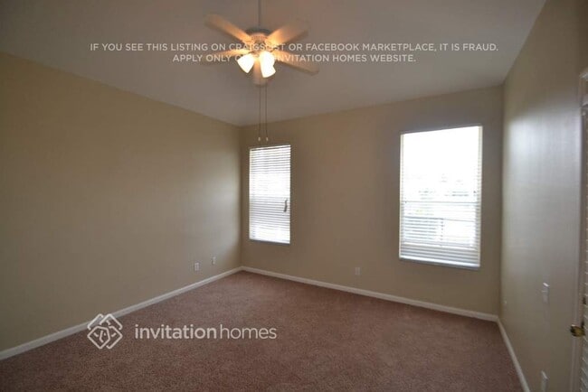 Foto del edificio - 2732 Heron's Landing Dr