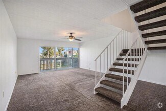 Living Room 2 - 2424 W Tampa Bay Blvd