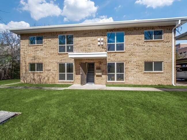 Foto del edificio - 1201 N Austin St