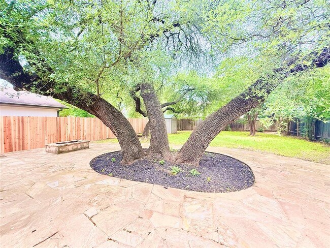 Foto del edificio - 1407 Deer Ledge Trail