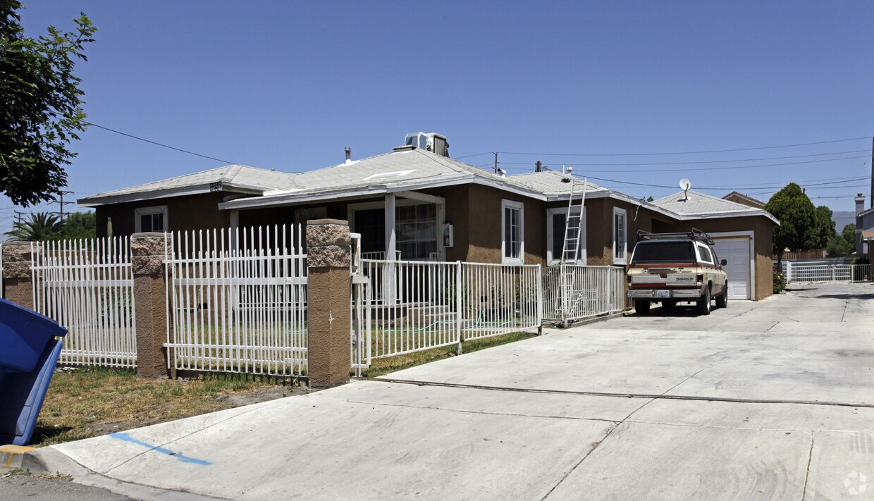 Foto del edificio - 1246-1256 Huff St