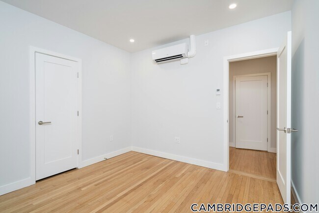 Foto del edificio - 19A Forest St