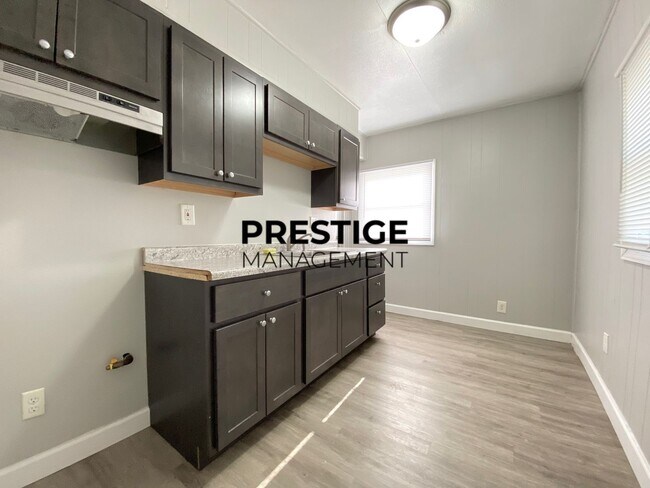 Foto del edificio - Updated 2 Bedroom in Gary
