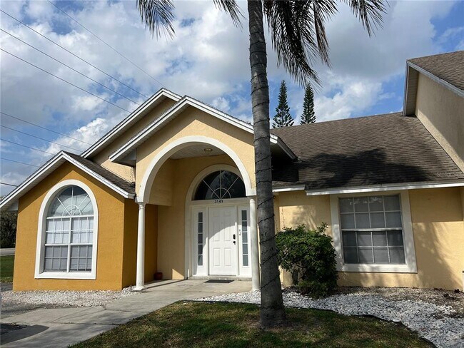Foto del edificio - 3141 Enclave Ct
