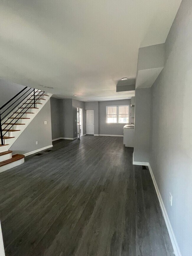 Building Photo - Anika Homes 3 Bedroom