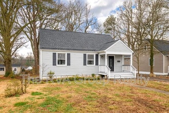 Building Photo - 6605 Horsepen Rd