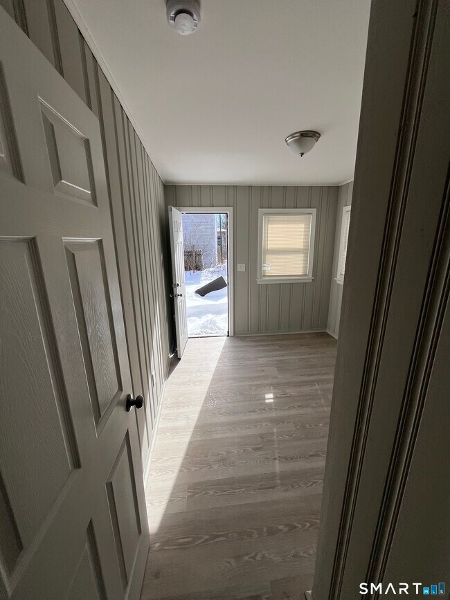 Foto del edificio - 144 Clark St