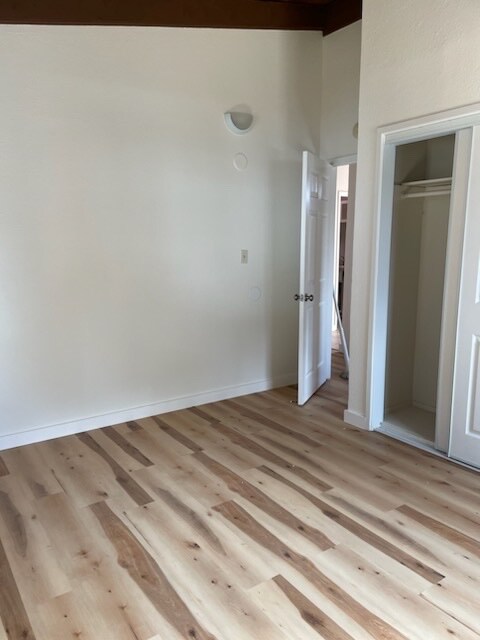 Building Photo - 380 Deodara St
