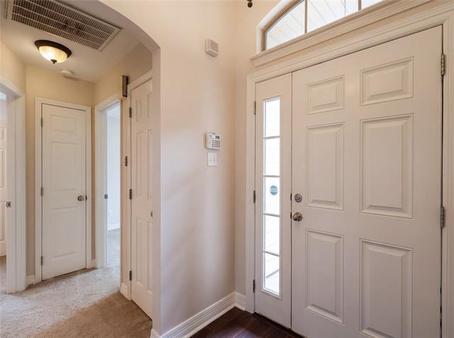 Foto del edificio - 3214 Grand Lake Dr