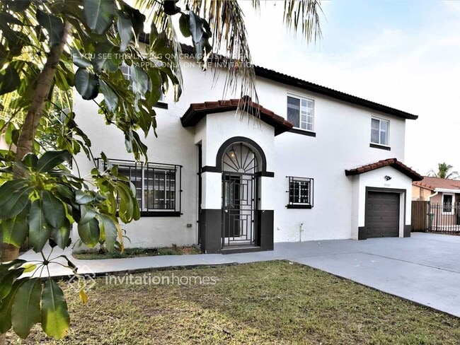 Foto del edificio - 18000 SW 153rd Ct