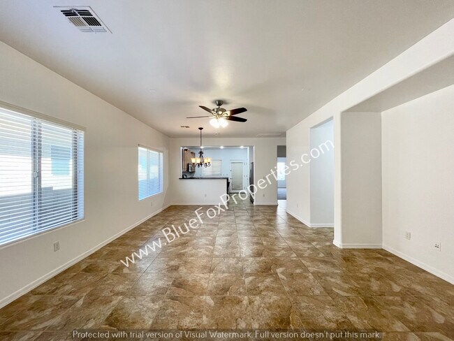 Photo - 1112 W Montelupo Dr House