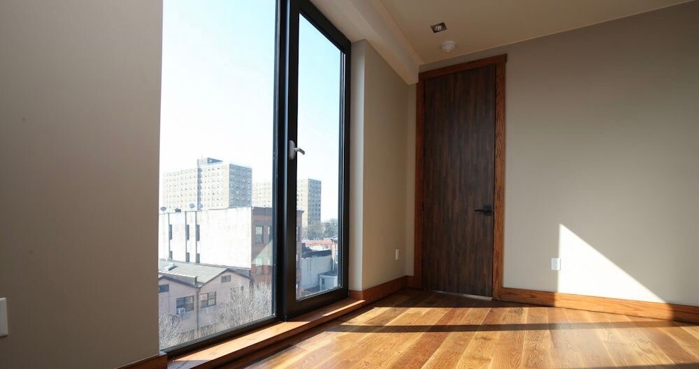 Foto principal - 999 Broadway
