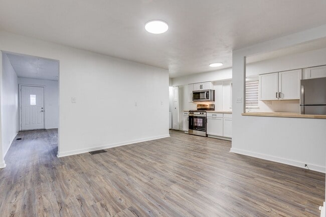 Photo - Available August 2026 - Fully Renovated 2 Bedroom in AMAZING Location!! House