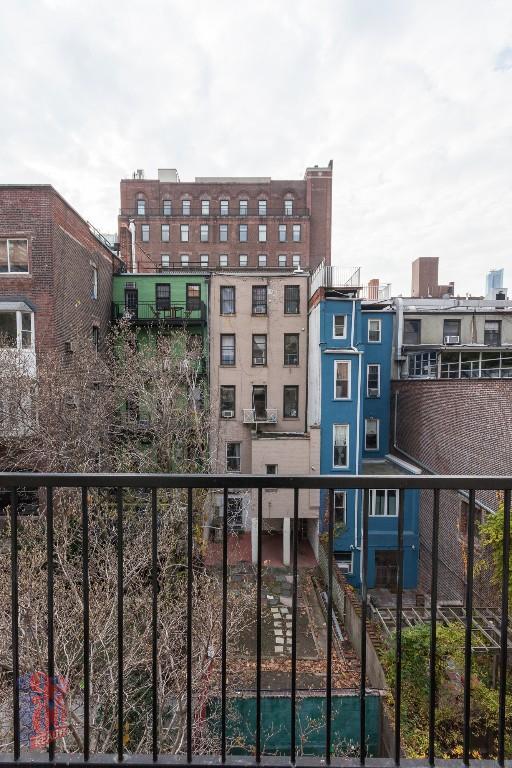 Foto del edificio - 230 E 32nd St