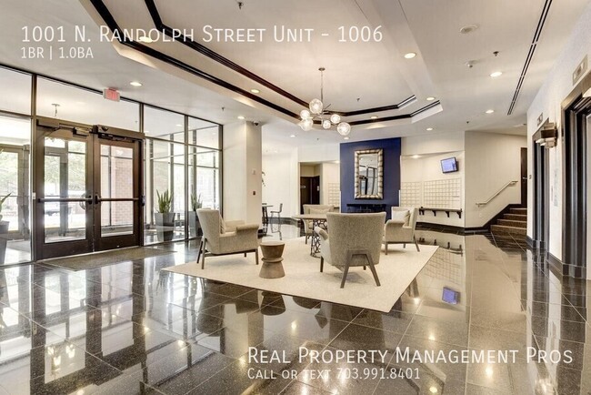 Building Photo - 1001 N Randolph St