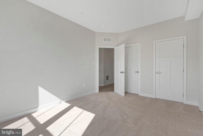 Foto del edificio - 3561 Worthington Blvd