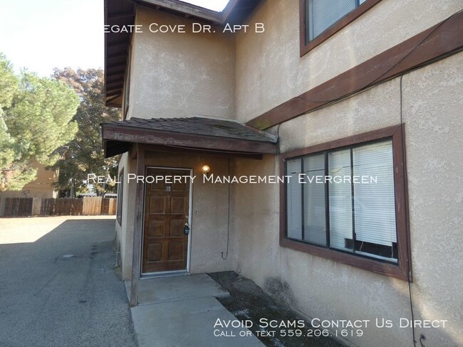 Building Photo - 1080 Stonegate Cove Dr