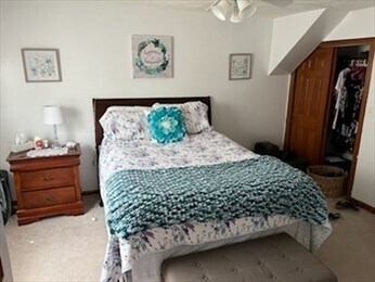 Foto del edificio - 16 Indian Rock Dr