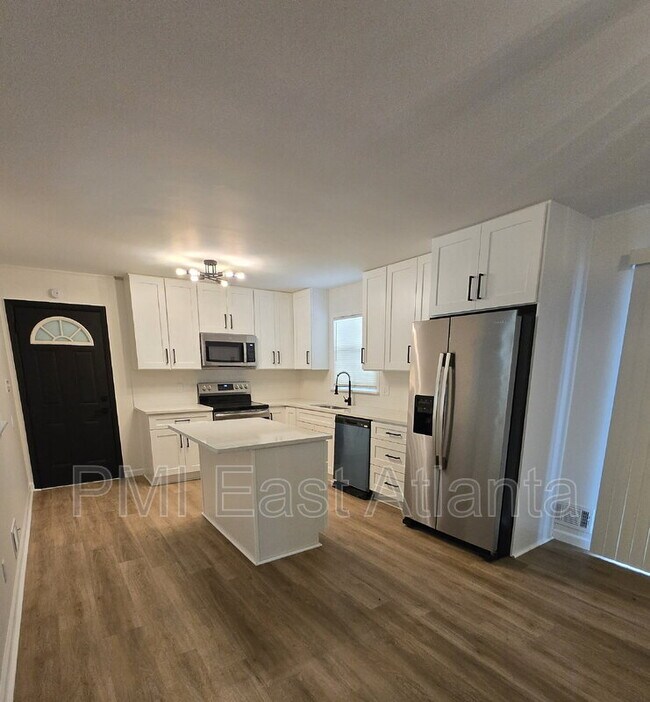 Foto del edificio - 2275 Country Club Ln SW