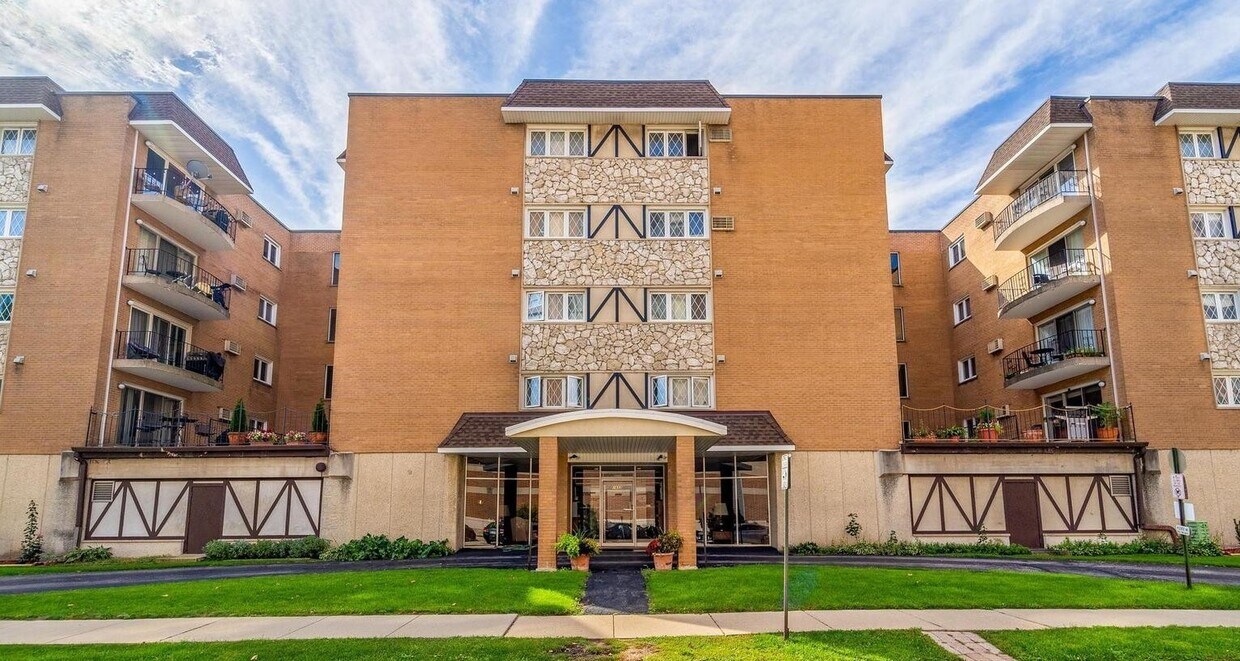 Foto principal - 1633 River St