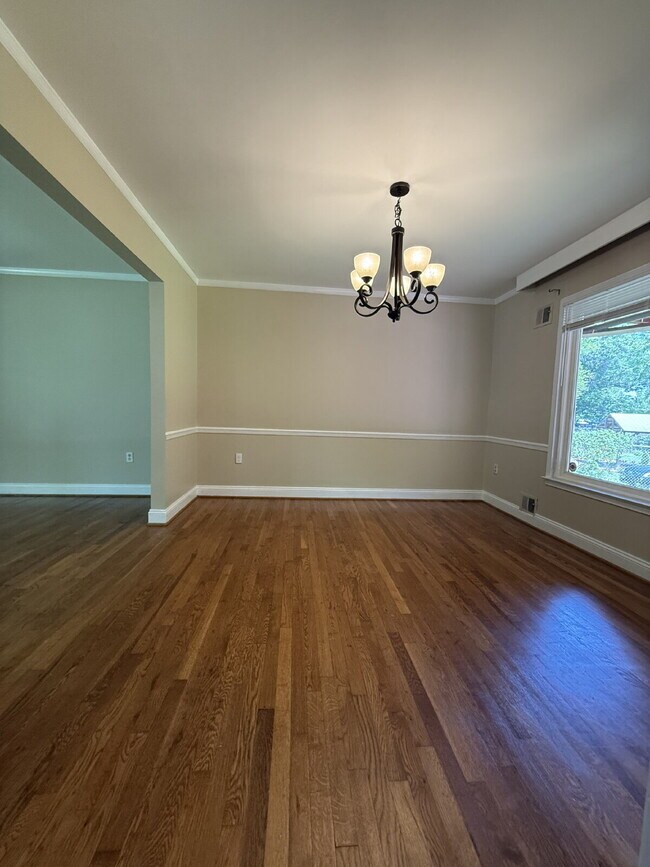 Foto del edificio - 13508 Pendleton St