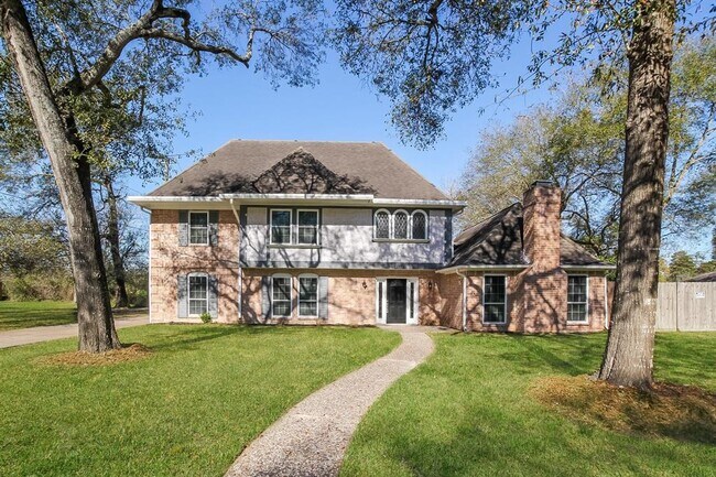 Building Photo - 1706 Elk River Rd